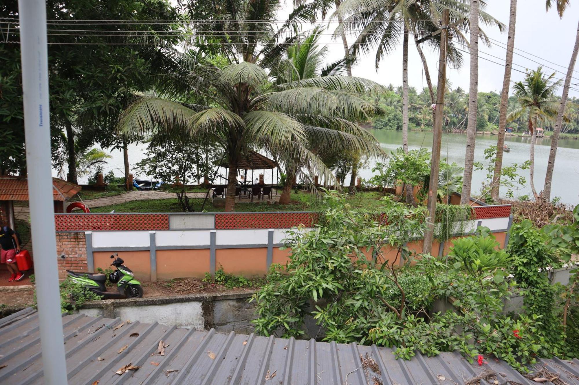 GreenChromide Homestays Mundrothuruth Buitenkant foto